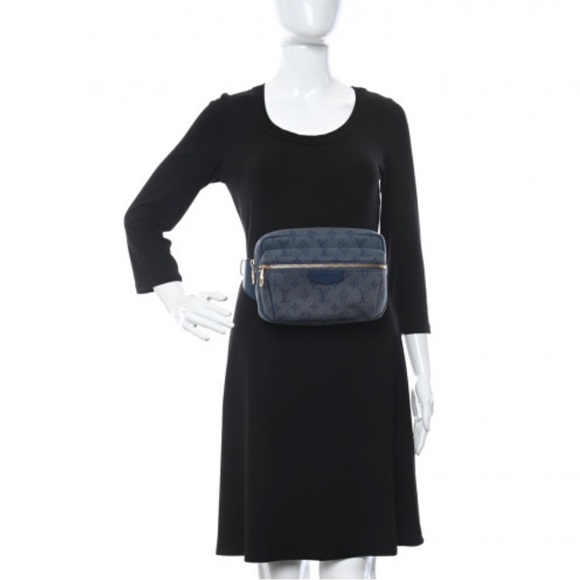 Louis Vuitton denim bum bag - Picture 3 of 3